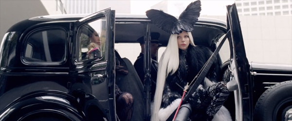 Lady Gaga lanza nuevo cortometraje mezclando tres canciones de su último disco ArtPop